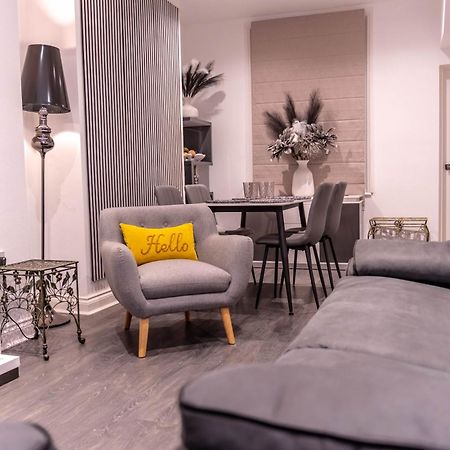 Lodging In Carrickfergus Centre エクステリア 写真
