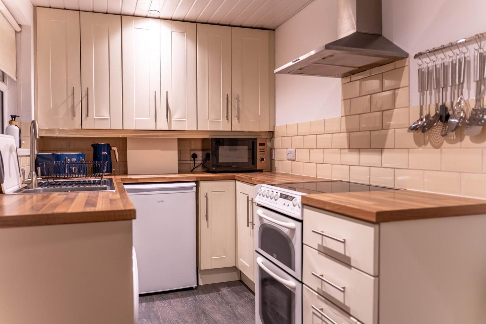 Lodging In Carrickfergus Centre エクステリア 写真
